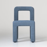 <a href="https://www.galeriegosserez.com/artistes/yakusha-victoria.html">Victoria Yakusha </a> - Toptun chair - Blue
